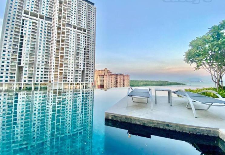 Apartment Urban Georgetown Penang - Affordable-cozy & Luxury - High-floor With Spectacular Sea And Penang Bridge View Jelutong