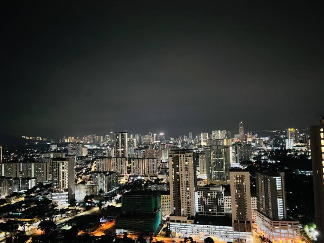 Urban Georgetown Penang - Affordable-cozy & Luxury - High-floor With Spectacular Sea And Penang Bridge View