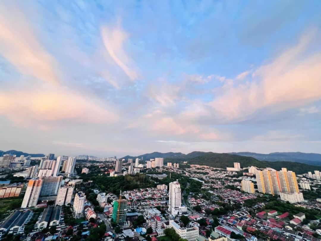 Apartment Urban Georgetown Penang - Affordable-cozy & Luxury - High-floor With Spectacular Sea And Penang Bridge View *