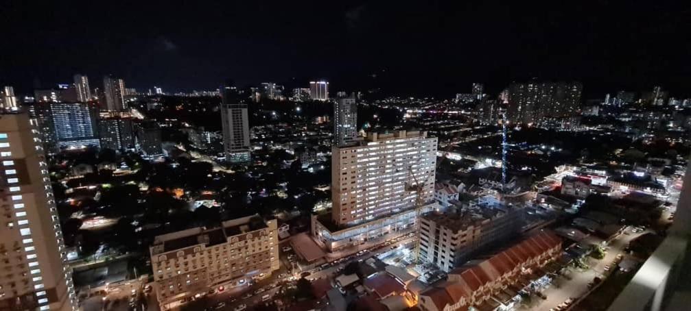 Apartment Urban Georgetown Penang - Affordable-cozy & Luxury - High-floor With Spectacular Sea And Penang Bridge View *