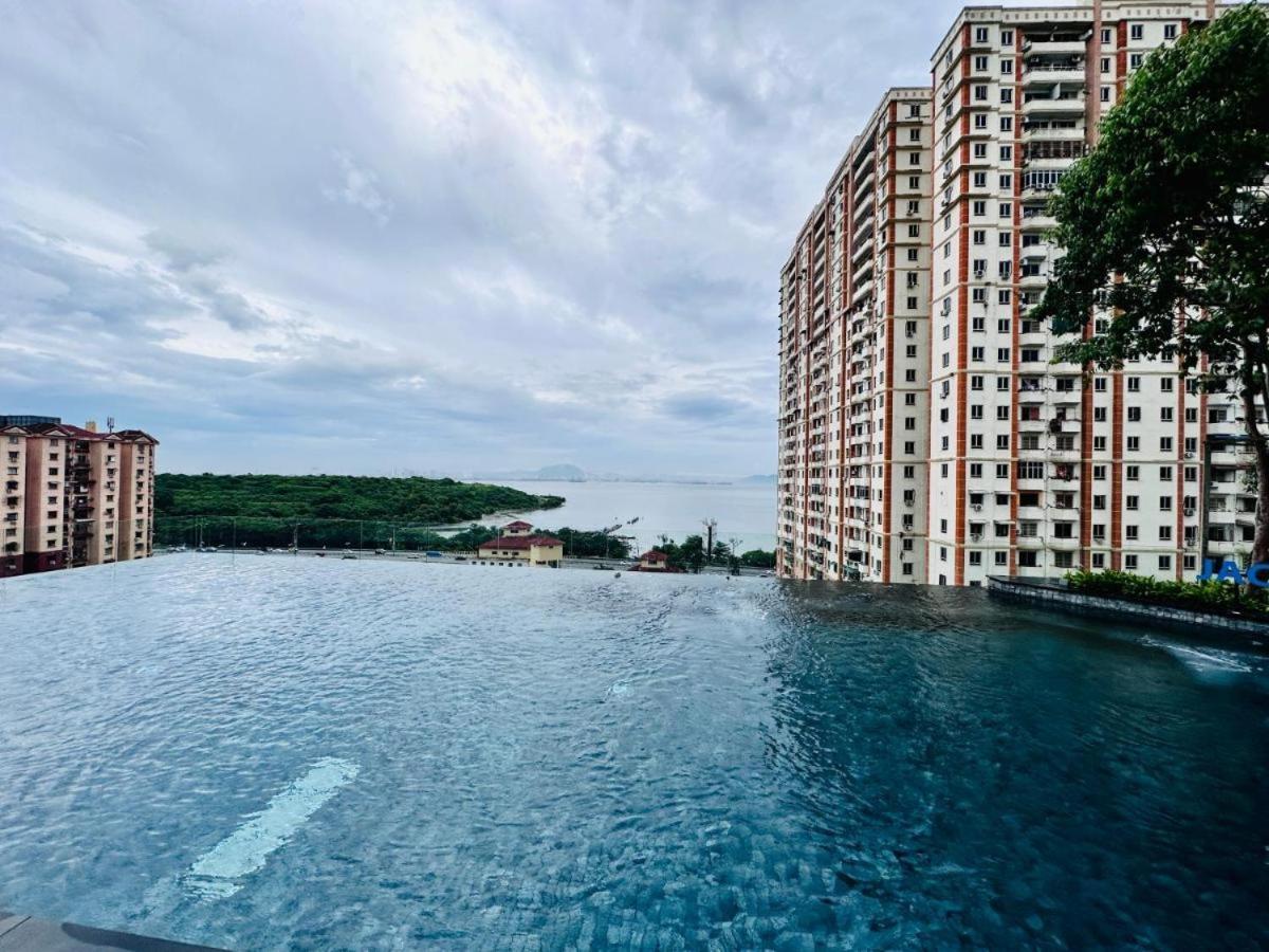 Apartment Urban Georgetown Penang - Affordable-cozy & Luxury - High-floor With Spectacular Sea And Penang Bridge View Jelutong