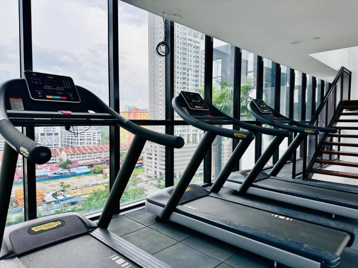 Apartment Urban Georgetown Penang - Affordable-cozy & Luxury - High-floor With Spectacular Sea And Penang Bridge View *