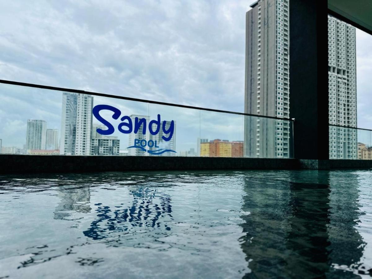 Apartment Urban Georgetown Penang - Affordable-cozy & Luxury - High-floor With Spectacular Sea And Penang Bridge View Jelutong