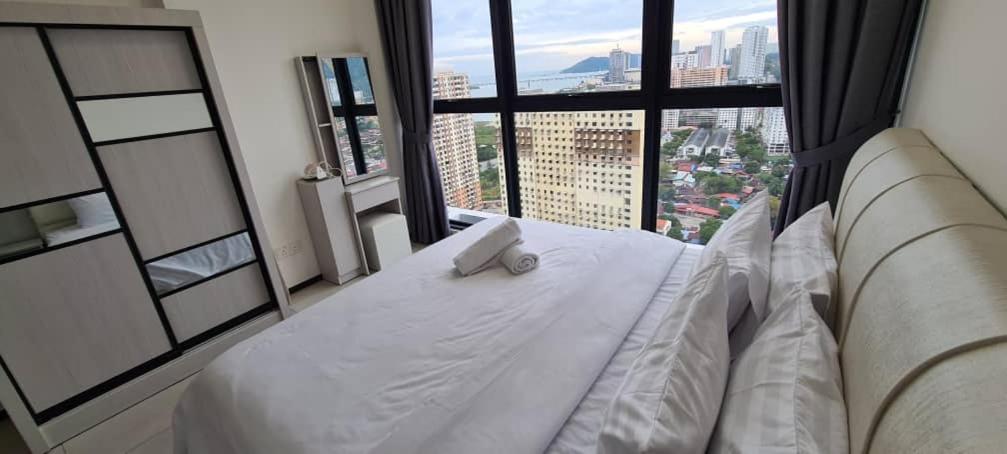 Urban Georgetown Penang - Affordable-cozy & Luxury - High-floor With Spectacular Sea And Penang Bridge View