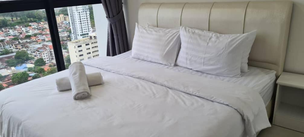 Urban Georgetown Penang - Affordable-cozy & Luxury - High-floor With Spectacular Sea And Penang Bridge View Jelutong