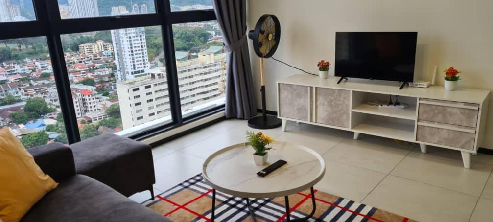 Apartment Urban Georgetown Penang - Affordable-cozy & Luxury - High-floor With Spectacular Sea And Penang Bridge View *