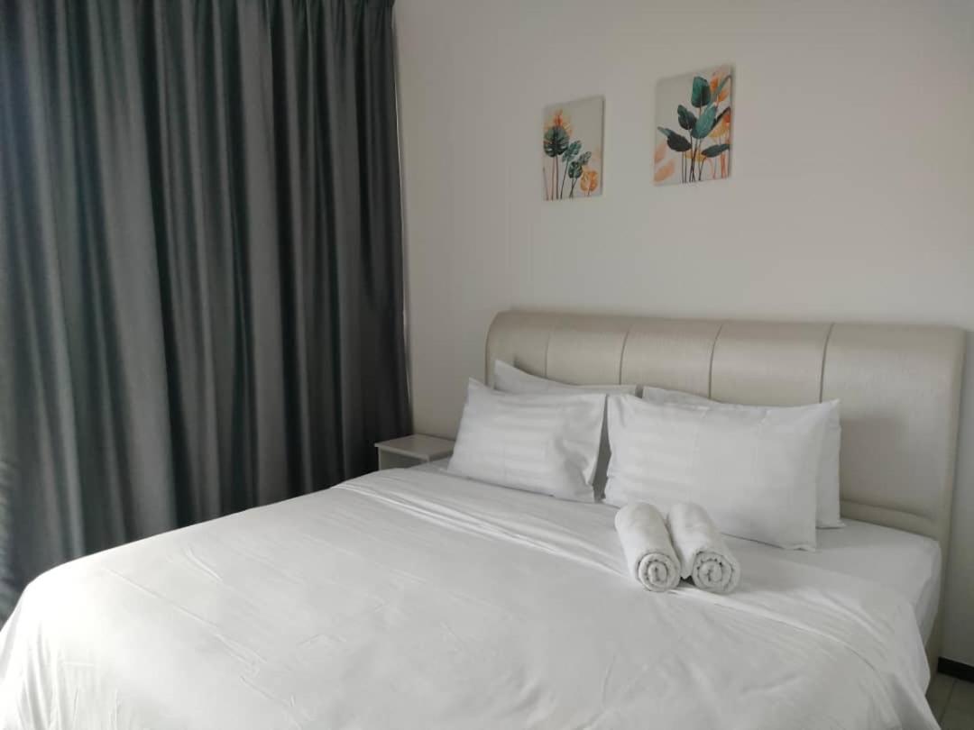Urban Georgetown Penang - Affordable-cozy & Luxury - High-floor With Spectacular Sea And Penang Bridge View Apartment Jelutong